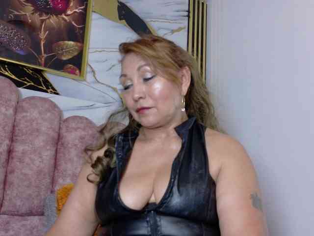 Kazsandra webcam