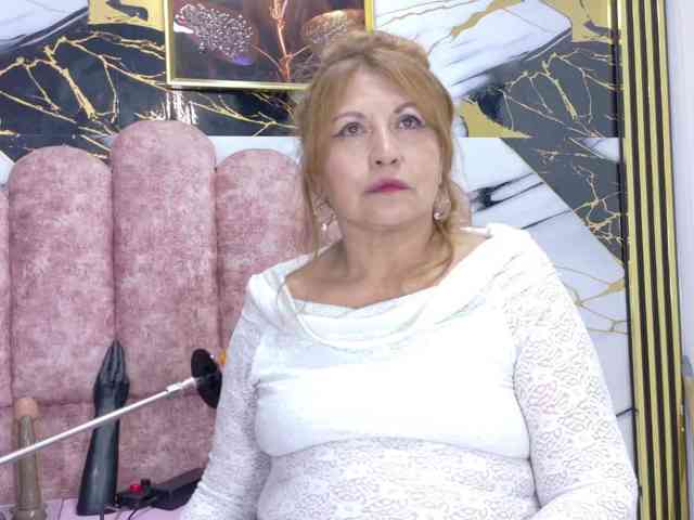Kazsandra webcam