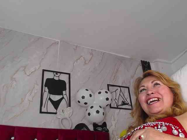 Kazsandra Sex Cam Show