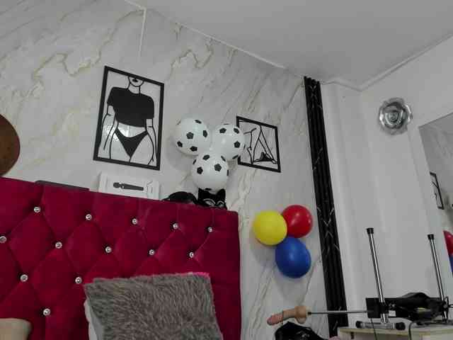 Kazsandra webcam