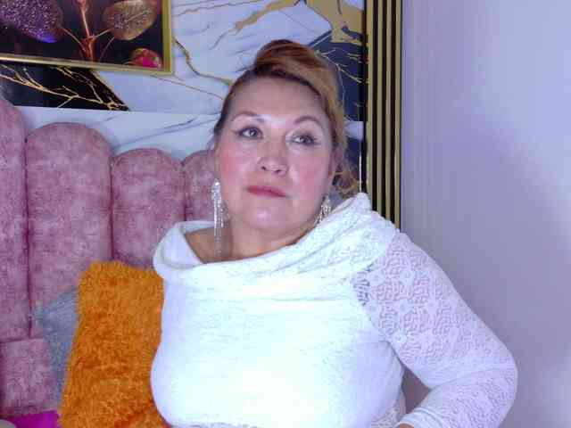Kazsandra webcam