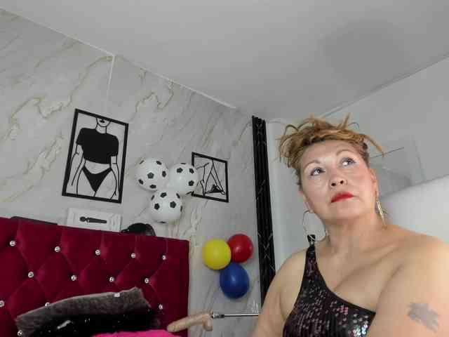 Kazsandra webcam