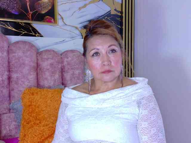 Kazsandra webcam
