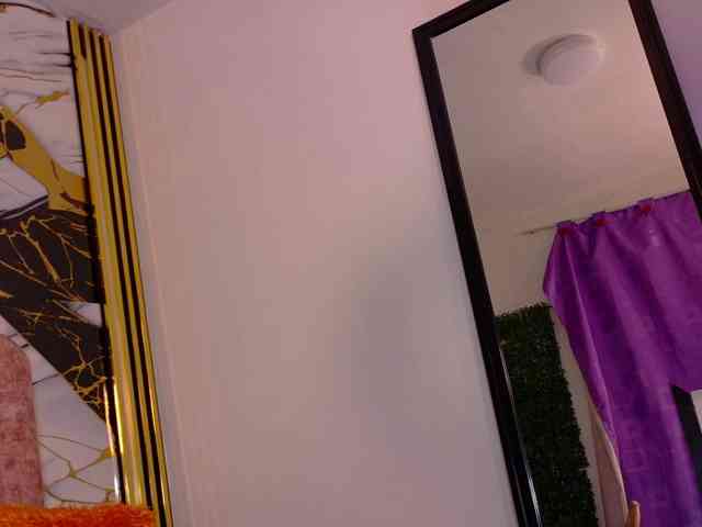 Kazsandra webcam