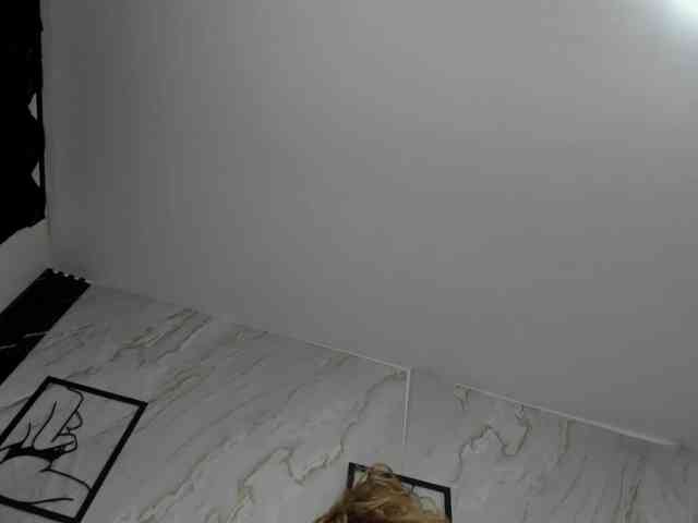 Kazsandra webcam