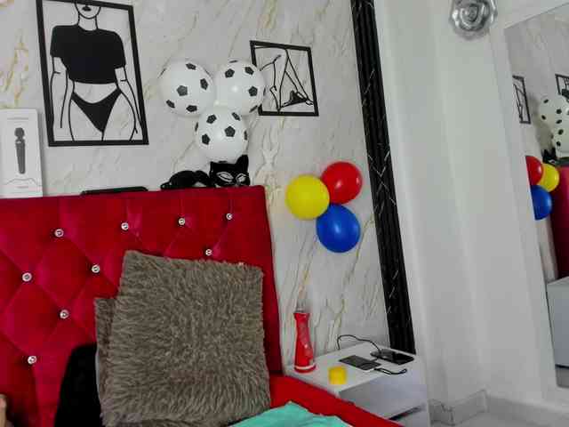 Kazsandra webcam