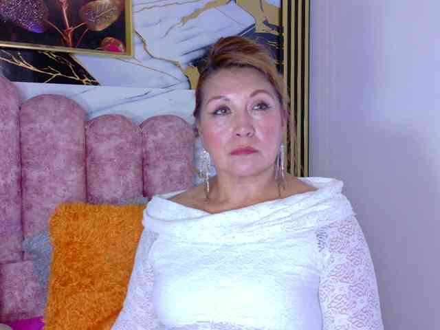 Kazsandra webcam