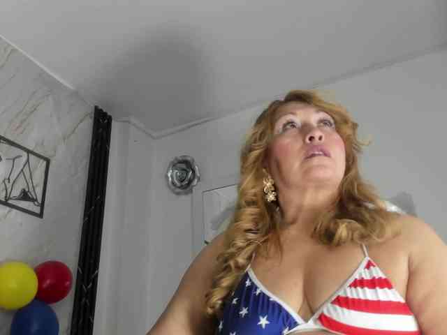 Kazsandra webcam
