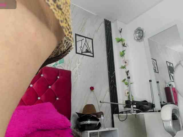Kazsandra webcam