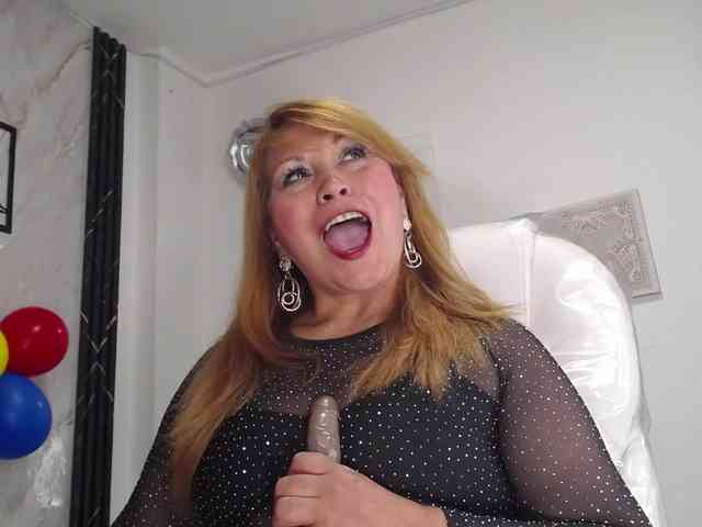 Kazsandra webcam
