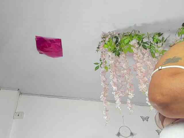 Kazsandra webcam