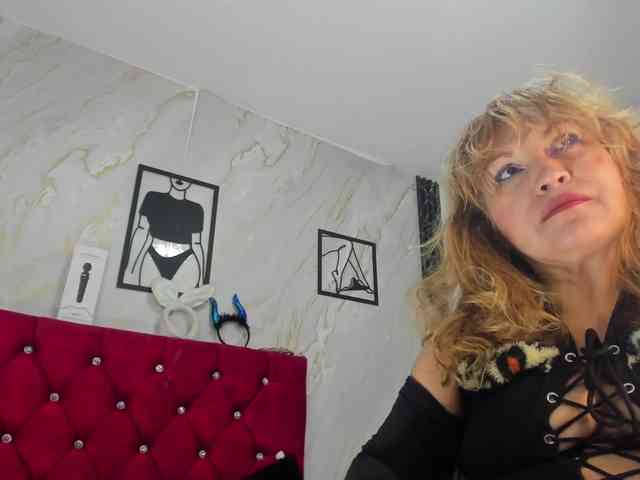 Kazsandra webcam
