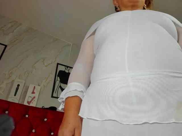 Kazsandra webcam
