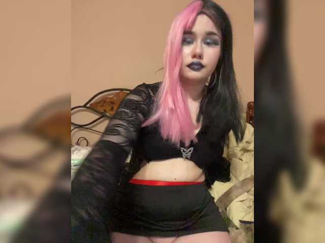 HelgaBillions's BongaCams show and profile