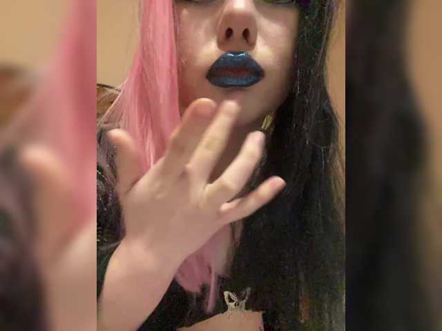 HelgaBillions's BongaCams show and profile