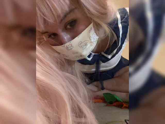 emololi webcam