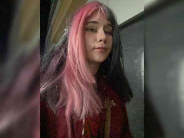 emololi webcam