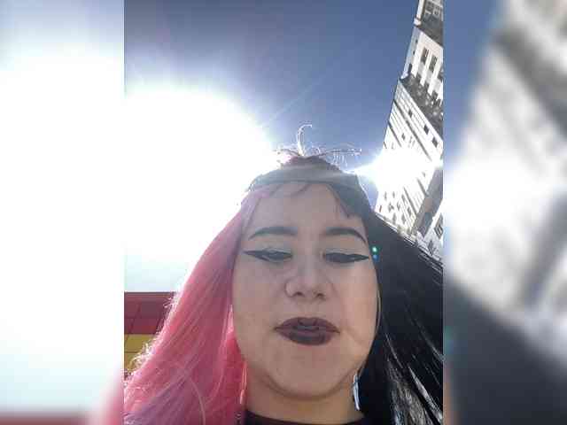 emololi webcam