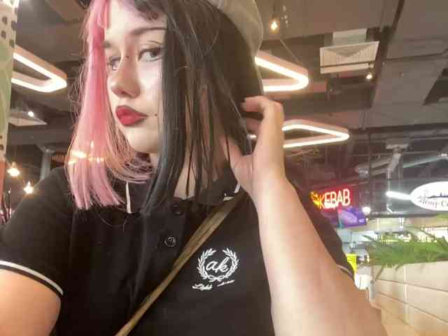 emololi webcam