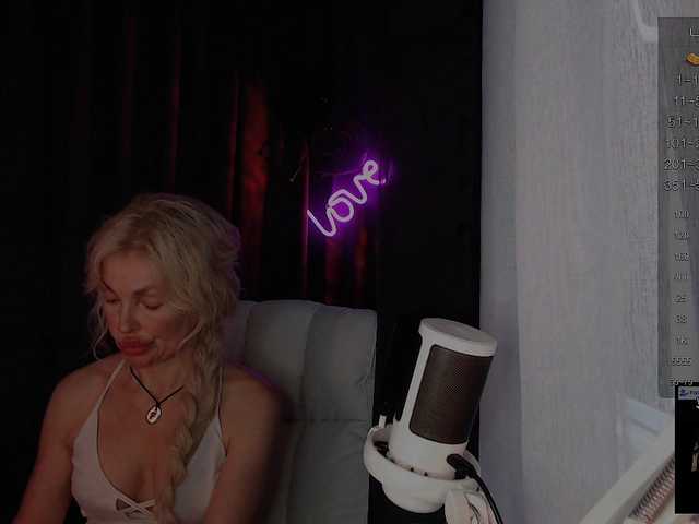 Margo77-1 live webcam show