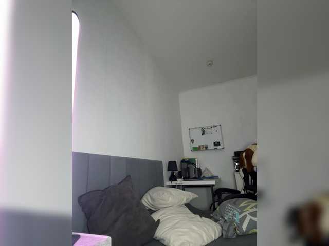 Margo77-1 live cam on BongaCams