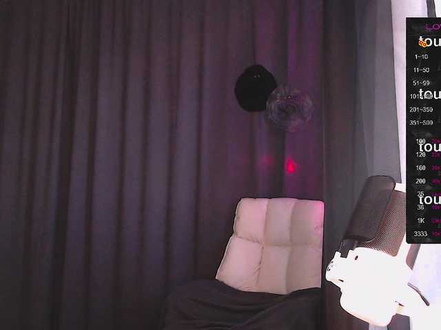 Margo77-1 live cam on BongaCams