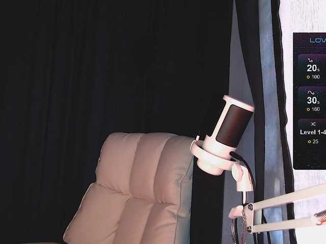 margo77-1 live sex show