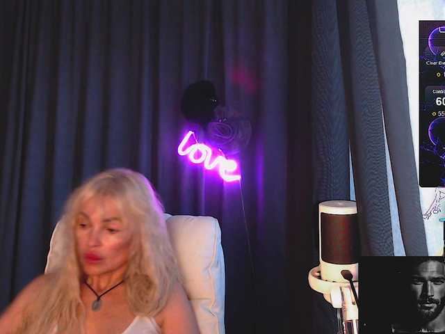 Margo77-1 live webcam show