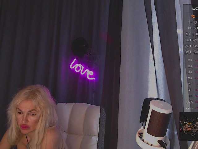 Margo77-1 live webcam show