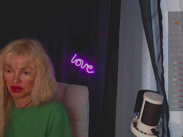 Margo77-1 live webcam show
