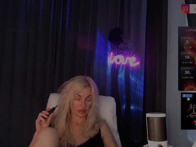 Margo77-1 live cam