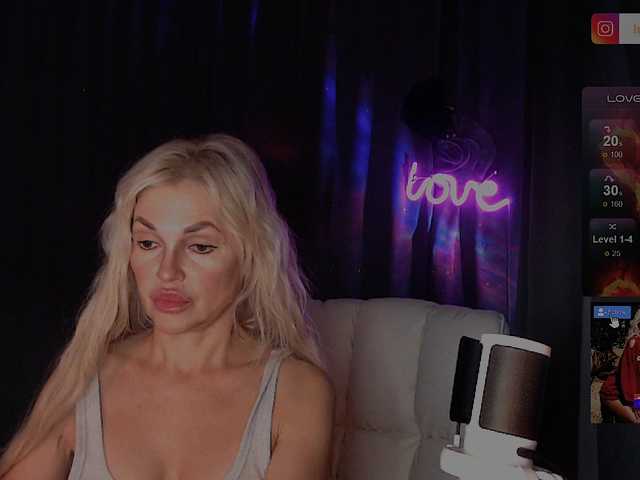Margo77-1 live cam on BongaCams