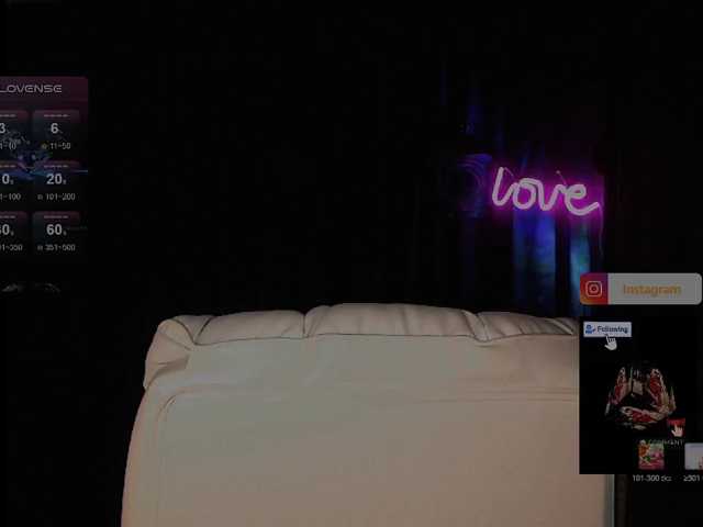 Margo77-1 live cam on BongaCams