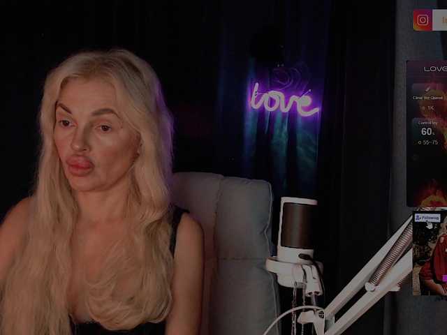 Margo77-1 live cam