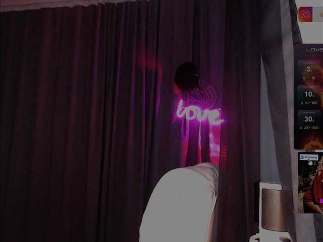 Margo77-1 live cam on BongaCams