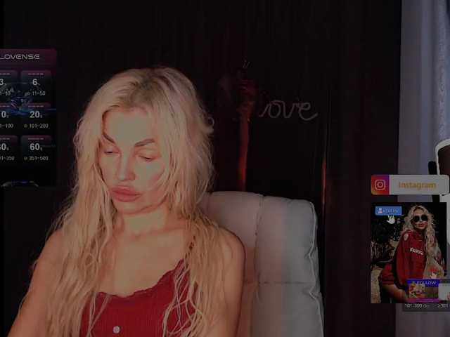 Margo77-1 live cam on BongaCams