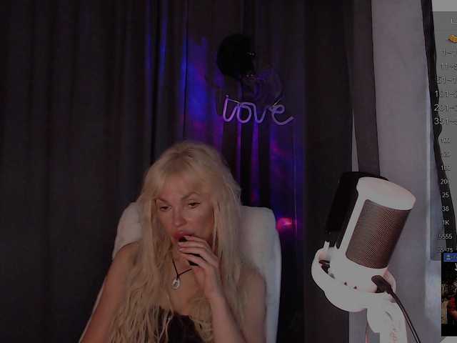 Margo77-1 live webcam show