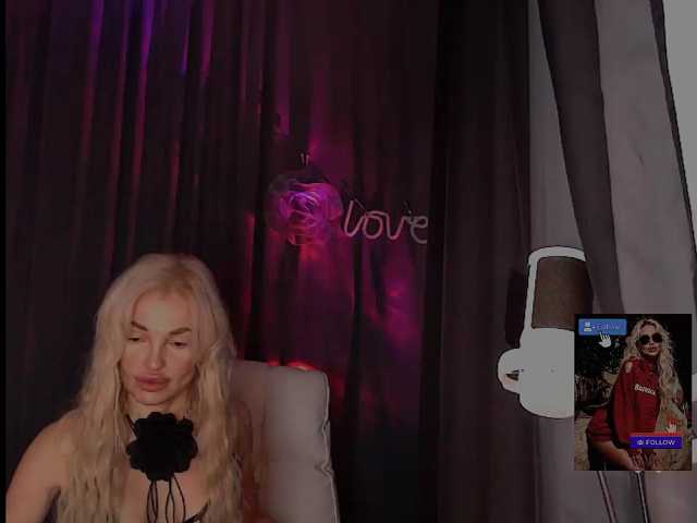 Margo77-1 live cam preview