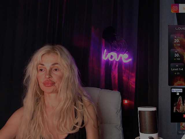 Margo77-1 live cam on BongaCams
