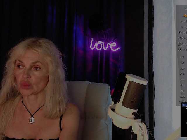 Margo77-1 live webcam show