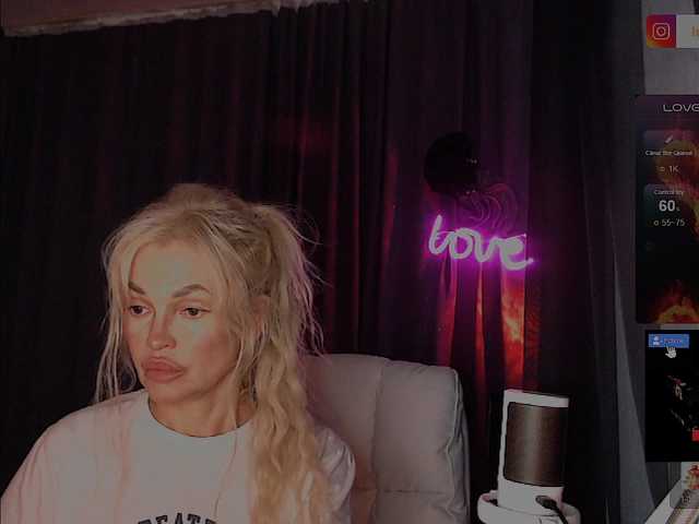 Margo77-1 live cam on BongaCams