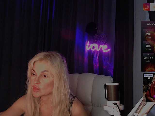 Margo77-1 live cam