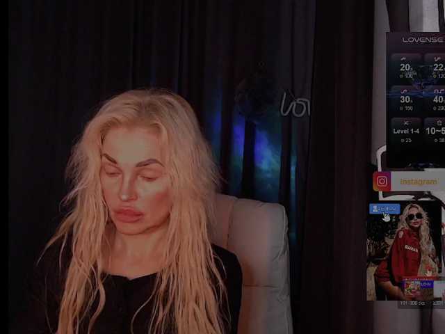 Margo77-1 live cam on BongaCams