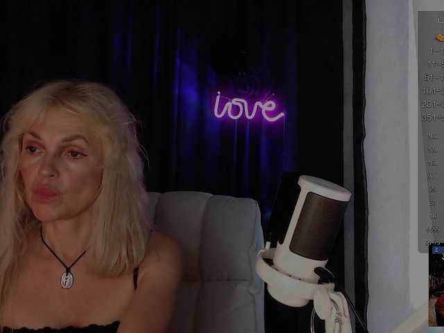Margo77-1 live webcam show