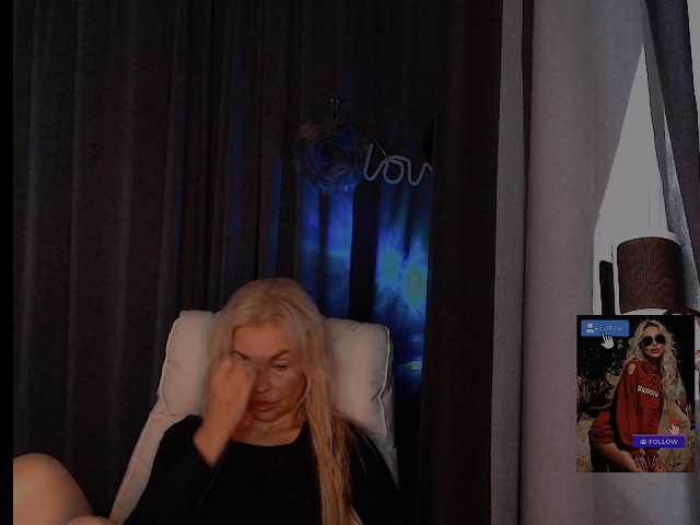Margo77-1 live cam on BongaCams
