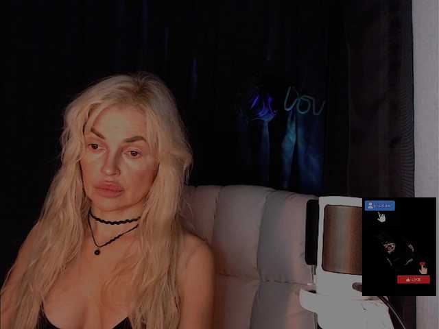 Margo77-1 live cam preview