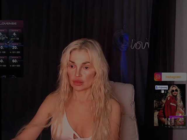 Margo77-1 live cam on BongaCams