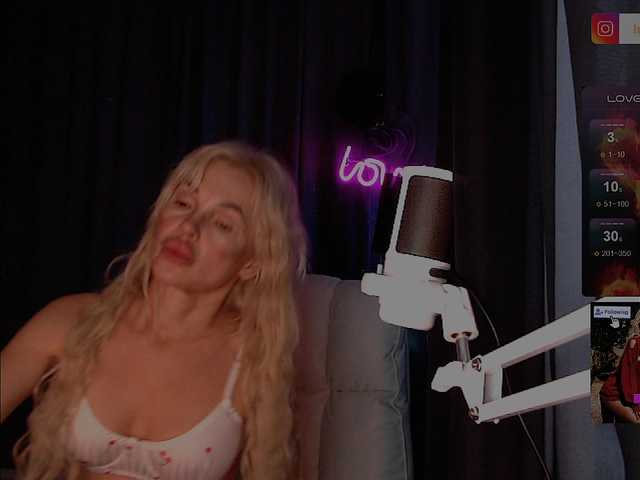 Margo77-1 Nude Live Sex Shows