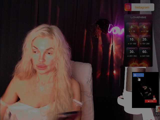 Margo77-1 live cam preview