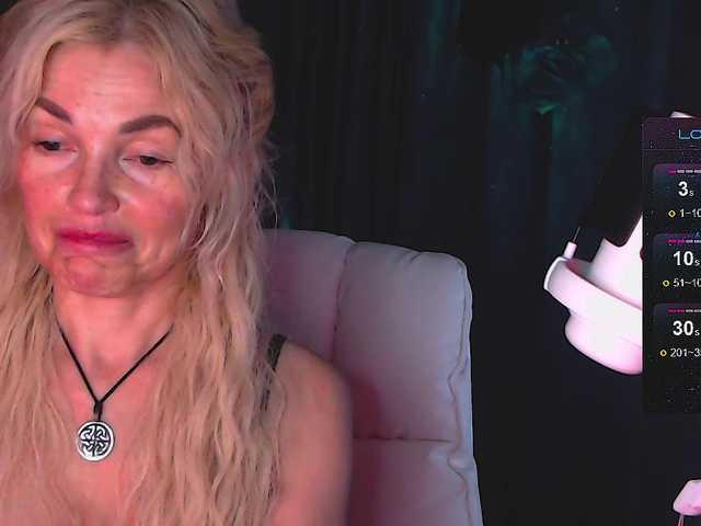 Margo77-1 live cam on BongaCams